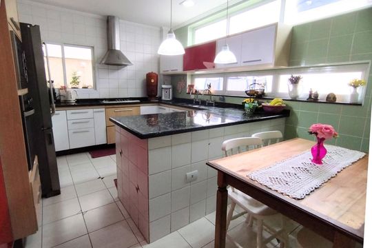 Cozinha de casa à venda com 3 quartos, 271m² em Santo Antônio, São Caetano do Sul
