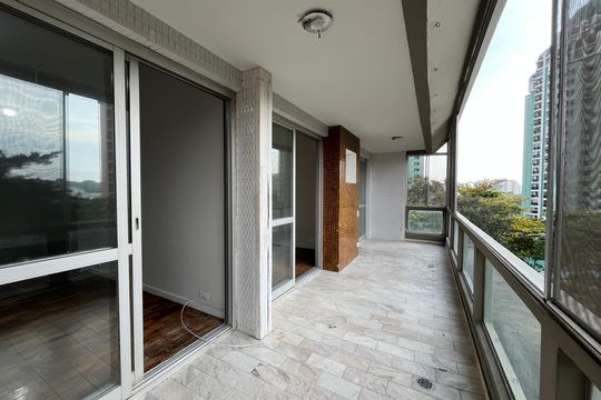 Apartamento à venda com 2 quartos, 102m² em Barra da Tijuca, Rio de Janeiro
