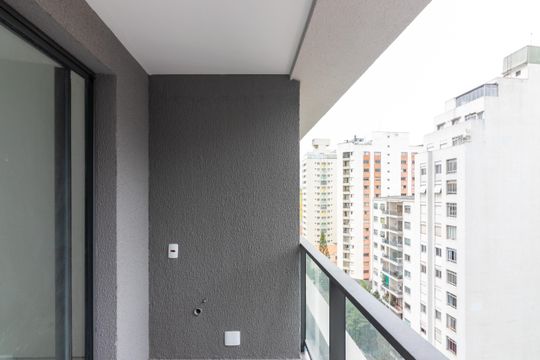 Sacada de kitnet/studio à venda com 1 quarto, 29m² em Pinheiros, São Paulo