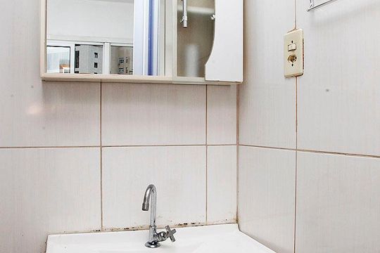 Banheiro Suíte de apartamento à venda com 1 quarto, 26m² em Centro Histórico, Porto Alegre