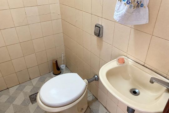 Banheiro social de casa para alugar com 3 quartos, 386m² em Palmares, Belo Horizonte