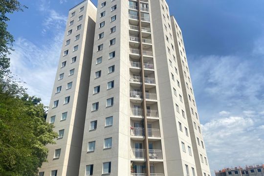 Fachada do bloco de apartamento para alugar com 2 quartos, 52m² em Padroeira, Osasco