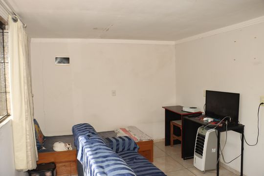 Suíte de casa à venda com 3 quartos, 89m² em Jardim Rodolfo Pirani, São Paulo
