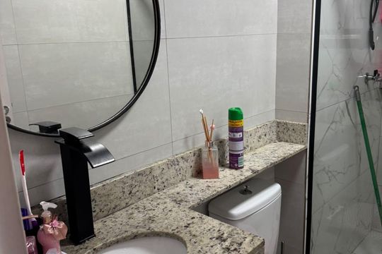 Banheiro de apartamento à venda com 2 quartos, 44m² em Vila Gustavo, São Paulo