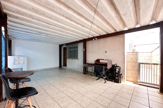 Garagem de casa à venda com 2 quartos, 116m² em Jardim Andrea Demarchi, São Bernardo do Campo