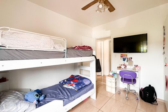 Quarto 1 de casa à venda com 2 quartos, 116m² em Jardim Andrea Demarchi, São Bernardo do Campo