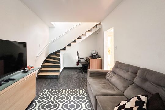 Sala de casa à venda com 2 quartos, 116m² em Jardim Andrea Demarchi, São Bernardo do Campo