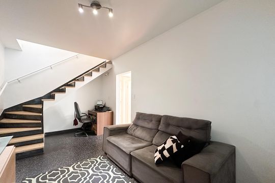 Casa à venda com 2 quartos, 116m² em Jardim Andrea Demarchi, São Bernardo do Campo