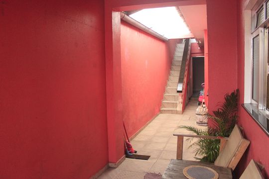 Quintal de casa à venda com 3 quartos, 200m² em Jardim Cumbica, Guarulhos