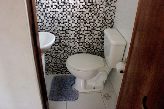 Lavabo  de casa à venda com 3 quartos, 200m² em Jardim Cumbica, Guarulhos