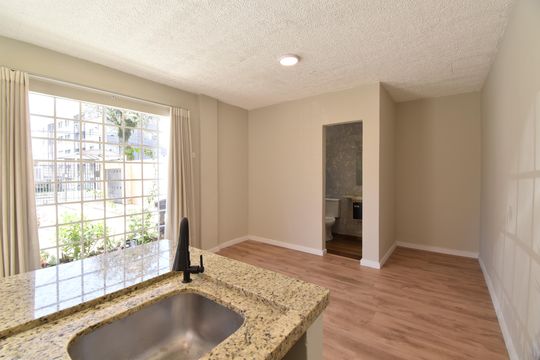 Studio de apartamento para alugar com 1 quarto, 45m² em Bacacheri, Curitiba
