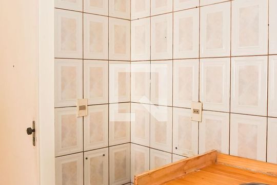 Cozinha de apartamento à venda com 1 quarto, 31m² em Jardim Dona Leopoldina, Porto Alegre