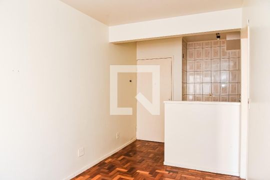 Apartamento à venda com 1 quarto, 31m² em Jardim Dona Leopoldina, Porto Alegre