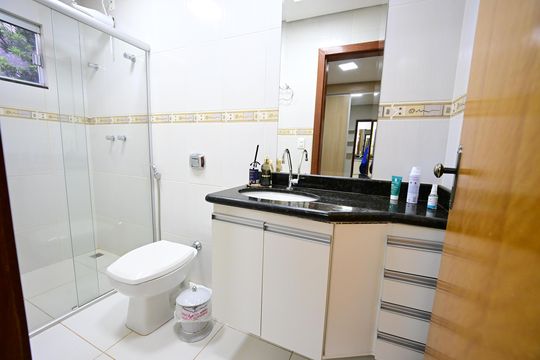 Casa de Condomínio à venda com 3 quartos, 247m² em Portal do Sol 2, Goiânia