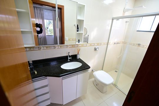 Casa de Condomínio à venda com 3 quartos, 247m² em Portal do Sol 2, Goiânia