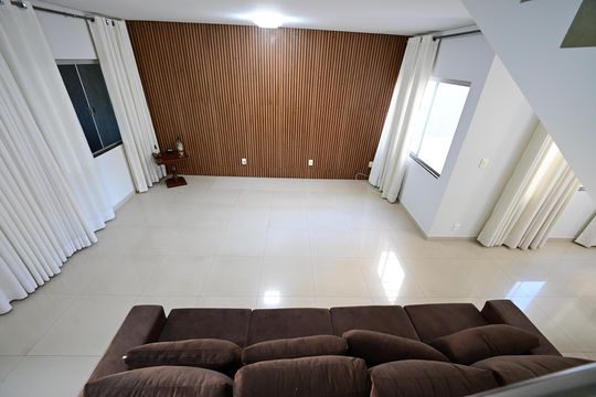 Casa de Condomínio à venda com 3 quartos, 247m² em Portal do Sol 2, Goiânia