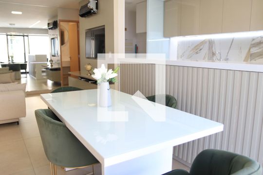 Sala de apartamento para alugar com 2 quartos, 116m² em Setor Marista, Goiânia