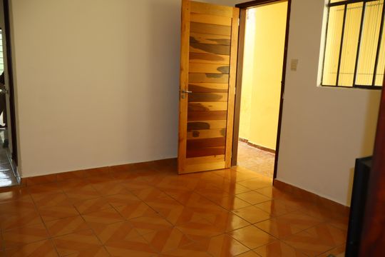 Sala de casa para alugar com 1 quarto, 79m² em Jardim Iva, São Paulo