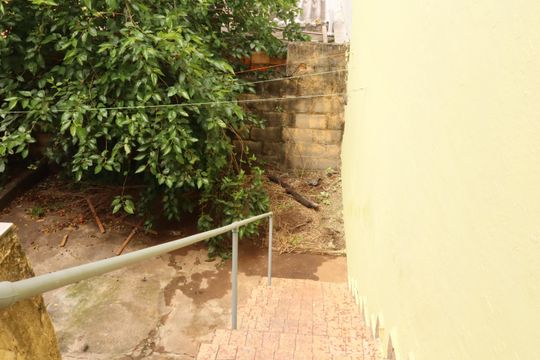Quintal de casa para alugar com 1 quarto, 79m² em Jardim Iva, São Paulo