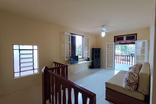 Sala 2 de casa para alugar com 6 quartos, 280m² em Costazul, Rio das Ostras