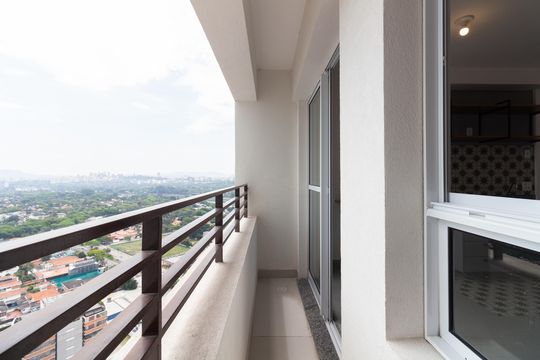 Varanda de kitnet/studio para alugar com 1 quarto, 28m² em Butantã, São Paulo
