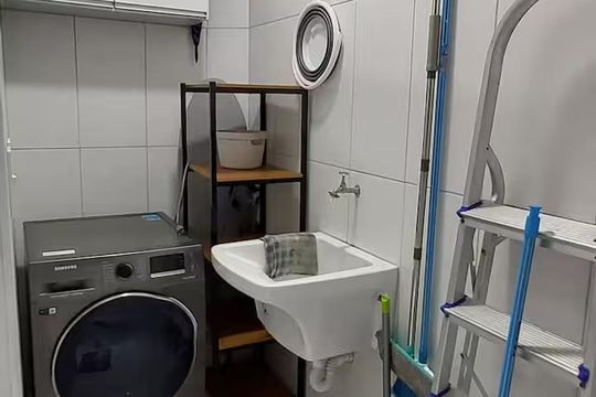 Área de serviço de apartamento para alugar com 2 quartos, 72m² em Vila Assuncao, Praia Grande