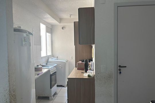 Cozinha de apartamento à venda com 2 quartos, 46m² em Santíssimo, Rio de Janeiro