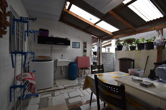 Área de Serviço de casa à venda com 2 quartos, 540m² em Fazendinha, Curitiba