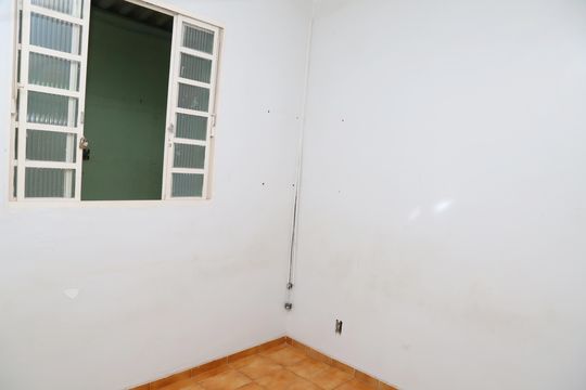 Quarto 3 de casa à venda com 5 quartos, 206m² em Feliz, Goiânia
