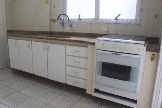 Cozinha de apartamento para alugar com 2 quartos, 74m² em Santa Maria, São Caetano do Sul