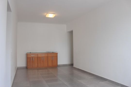 Sala de apartamento para alugar com 2 quartos, 74m² em Santa Maria, São Caetano do Sul