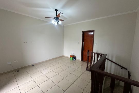 Sala de casa para alugar com 3 quartos, 82m² em Esplanada dos Barreiros, São Vicente
