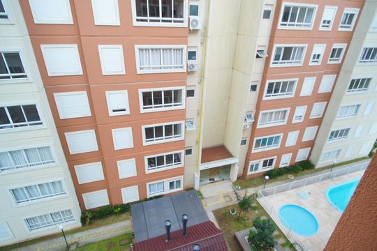 Quarto 1 - Vista de apartamento para alugar com 2 quartos, 50m² em Parque Santa Fé, Porto Alegre