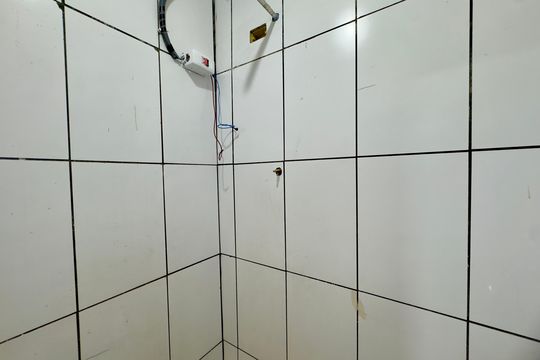 Banheiro de casa para alugar com 1 quarto, 45m² em Jardim Presidente Dutra, Guarulhos
