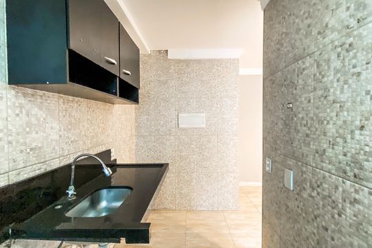 Cozinha de apartamento à venda com 2 quartos, 42m² em Jardim Matarazzo, São Paulo