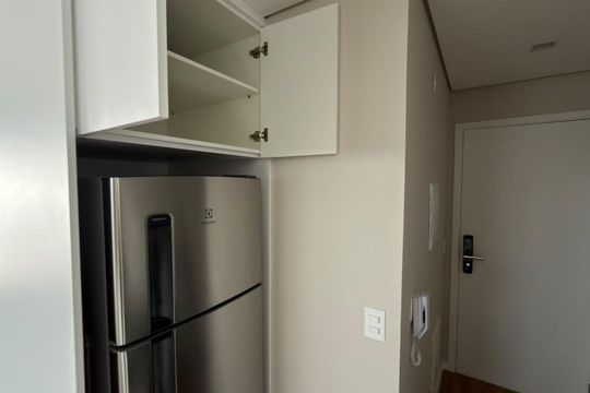 Cozinha de apartamento para alugar com 1 quarto, 40m² em Campo Belo, São Paulo