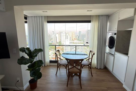 Apartamento para alugar com 1 quarto, 40m² em Campo Belo, São Paulo