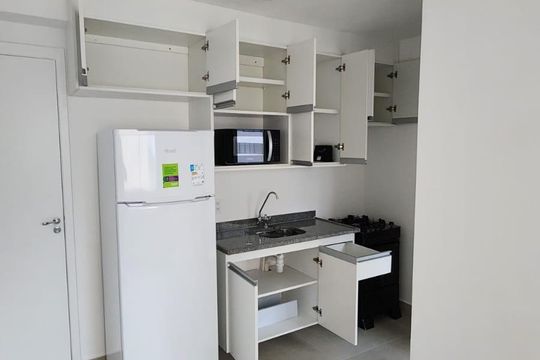Cozinha de apartamento para alugar com 1 quarto, 24m² em Campos Elíseos, São Paulo