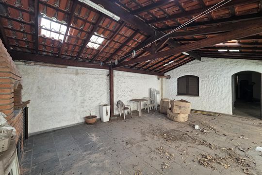 Quintal de casa à venda com 4 quartos, 480m² em Parque das Nações, Santo André