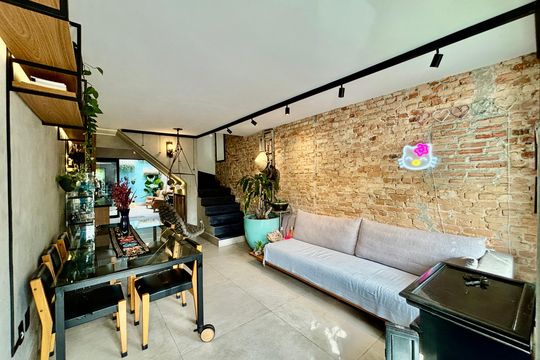 Casa à venda com 2 quartos, 140m² em Cerqueira César, São Paulo