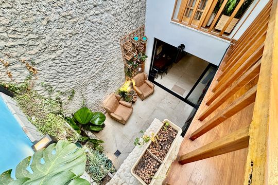 Jardim interno vista de cima  de casa à venda com 2 quartos, 140m² em Cerqueira César, São Paulo