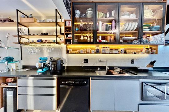 Cozinha  de casa à venda com 2 quartos, 140m² em Cerqueira César, São Paulo
