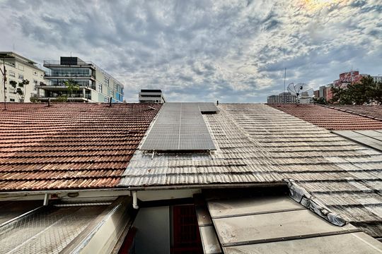 Placas solares  de casa à venda com 2 quartos, 140m² em Cerqueira César, São Paulo