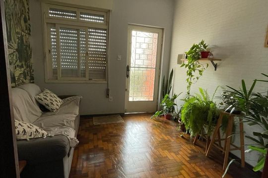 Sala de casa à venda com 3 quartos, 319m² em Santo Antônio, Porto Alegre
