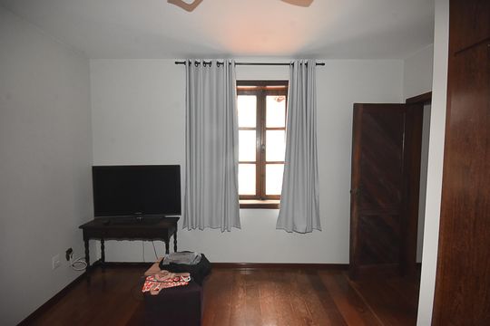 Quarto de casa à venda com 4 quartos, 395m² em Anhangabaú , Jundiaí