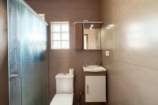 Banheiro de casa para alugar com 3 quartos, 90m² em Parque Sao Luis, São Paulo