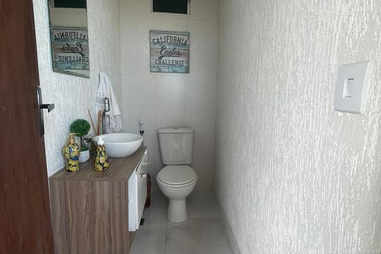 Lavabo de apartamento para alugar com 4 quartos, 492m² em Vargem Pequena, Rio de Janeiro