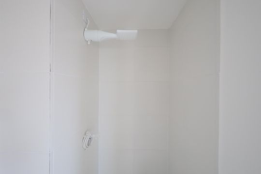 Banheiro de apartamento para alugar com 1 quarto, 33m² em Jaguaribe, Osasco