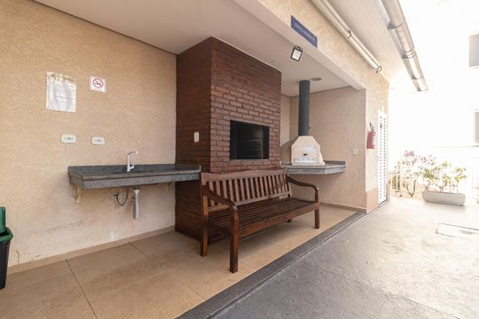 Churrasqueira 2 de apartamento para alugar com 2 quartos, 45m² em Taboão, São Paulo