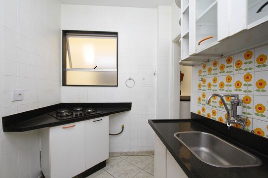 Cozinha de apartamento para alugar com 3 quartos, 116m² em Monsenhor Messias, Belo Horizonte